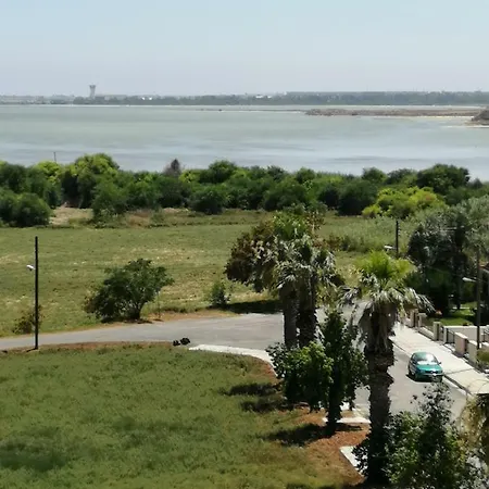 דירה Salt Lake Haven לרנקה